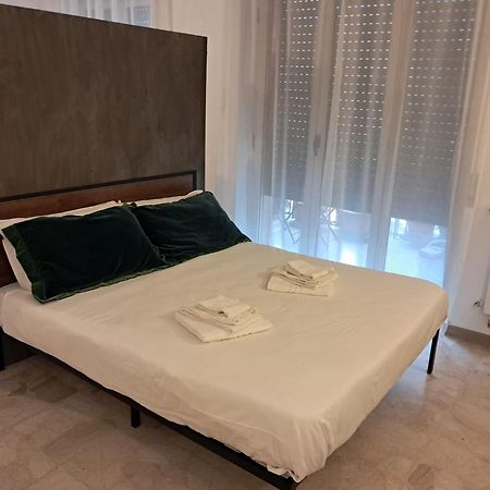 Dimora 128 Stazione Centrale Napoli Екстер'єр фото