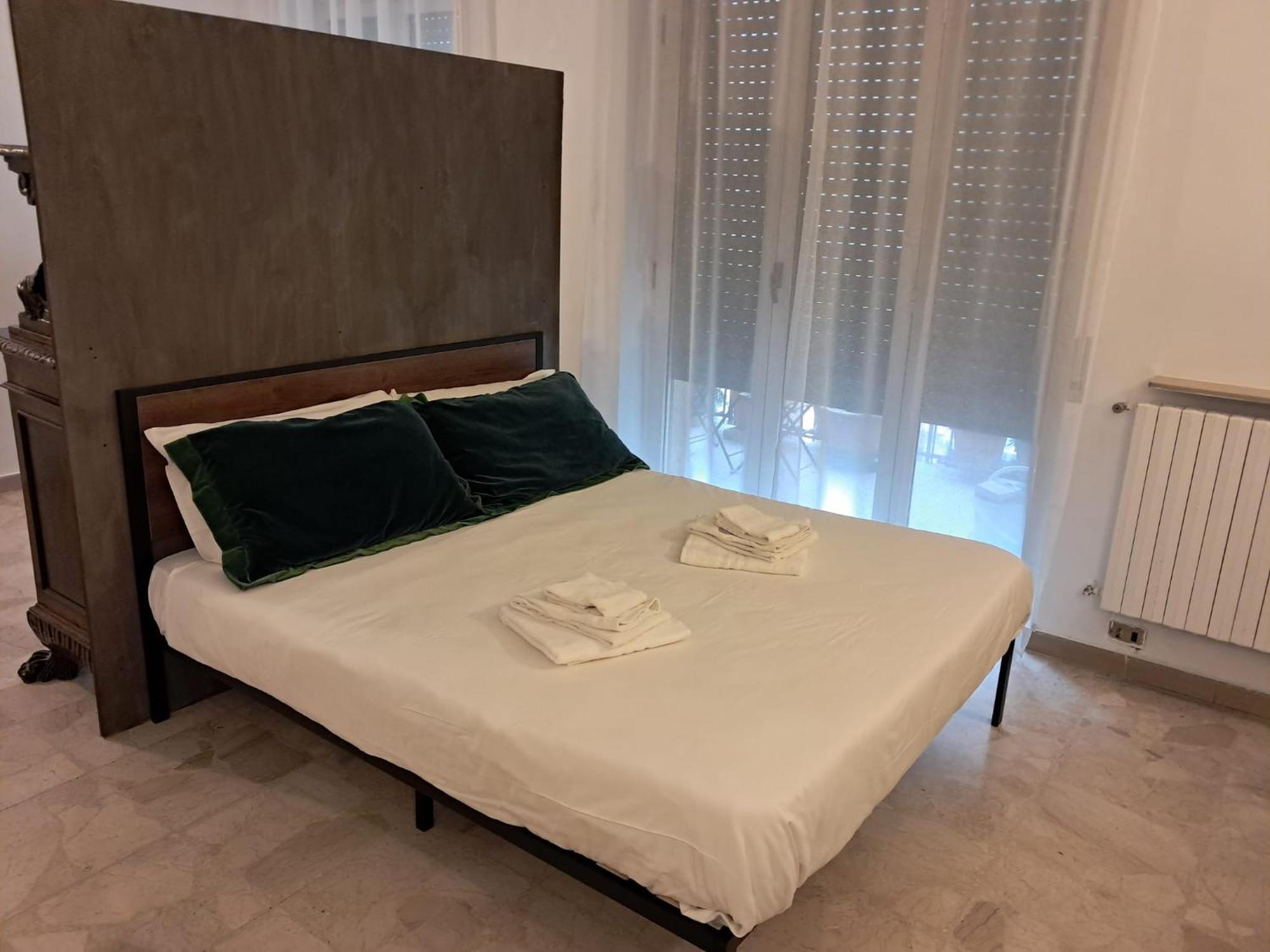 Dimora 128 Stazione Centrale Napoli Екстер'єр фото